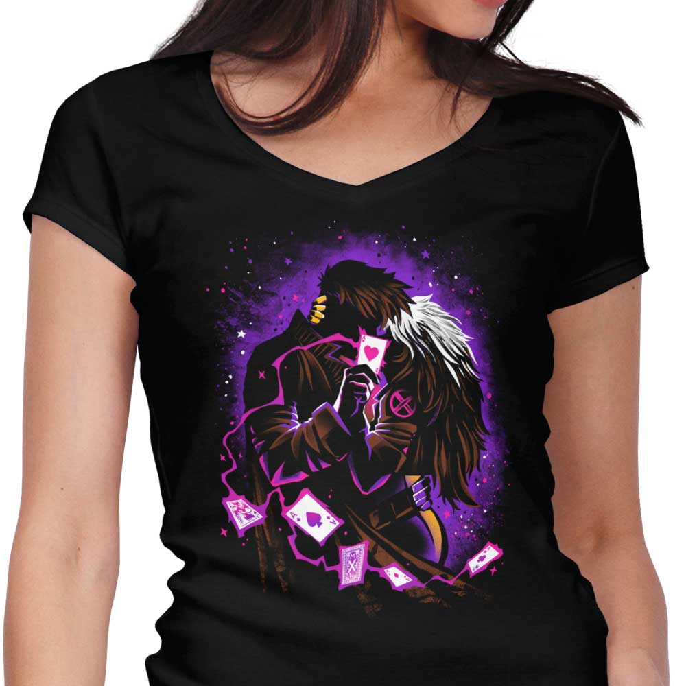 Alemaglia's Kinetic Kiss Women's Stylish V-Neck Top