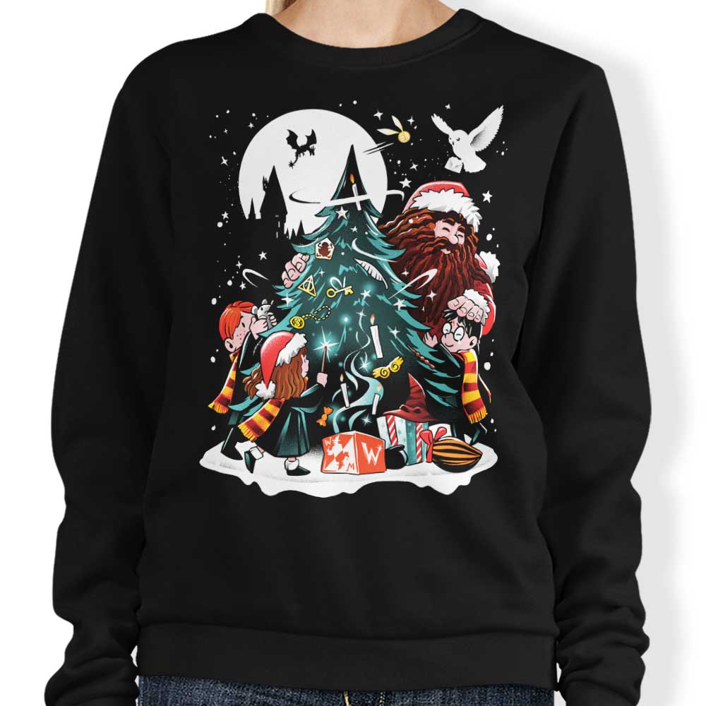 Alemaglia's Gamekeeper Christmas-themed Sweatshirt for the Festive Season